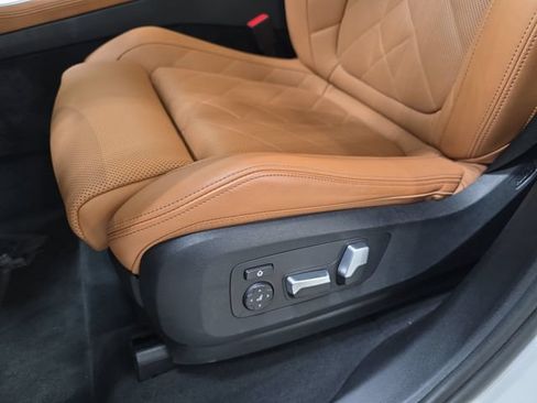Used 2024 BMW X5 xDrive50e w/ Executive Package AWD/4WD image 26