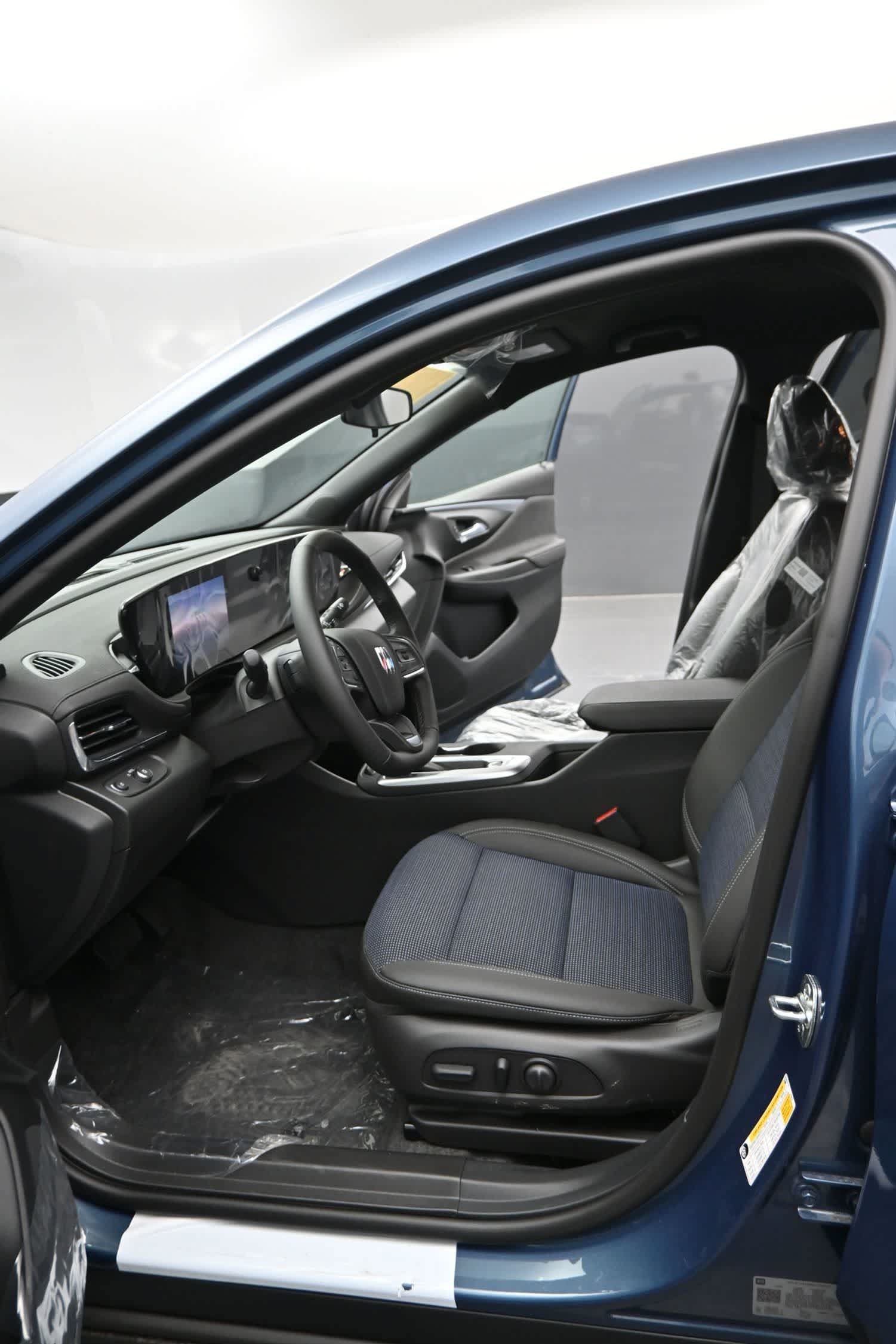 New 2026 Buick Envista Preferred w/ Convenience I Package FWD image 16