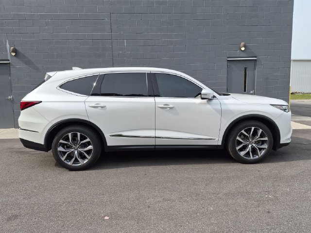 Used 2023 Acura MDX w/ Technology Package FWD image 2