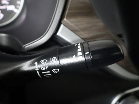 Used 2024 Nissan Altima 2.5 SV AWD/4WD image 35