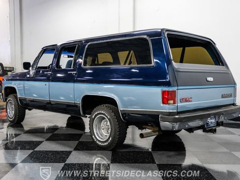 Used 1990 GMC Suburban 4WD image 8