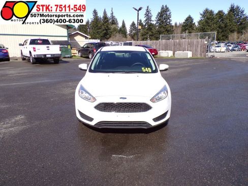 Used 2017 Ford Focus SE image 14