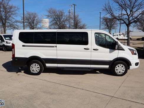 Used 2024 Ford Transit 350 XLT image 2
