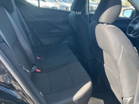 Used 2024 Nissan Kicks S image 27