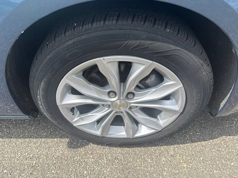 Used 2025 Chevrolet Malibu LT FWD image 10
