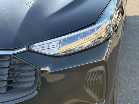 New 2026 Ford Escape Active FWD image 17
