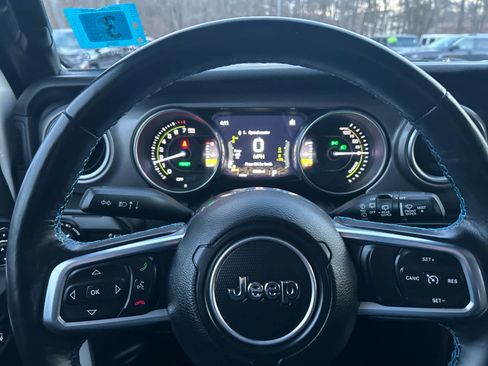 Used 2023 Jeep Wrangler Unlimited Rubicon 4xe w/ Dual Top Group image 28