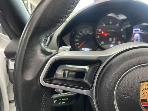 Used 2017 Porsche 718 Boxster image 20