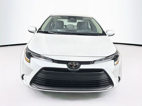 New 2026 Toyota Corolla LE FWD image 2