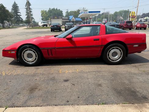 Used 1987 Chevrolet Corvette Coupe RWD image 6