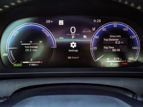 Used 2024 Toyota Crown XLE image 16