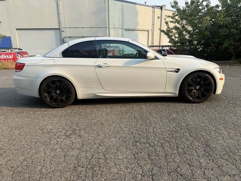 Used 2008 BMW M3 Convertible w/ Technology Pkg RWD image 19