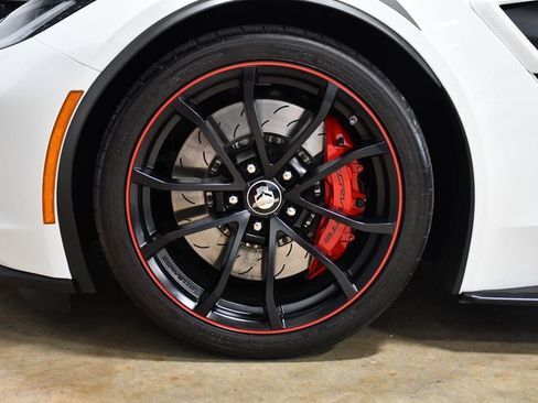 Used 2019 Chevrolet Corvette Grand Sport RWD image 12