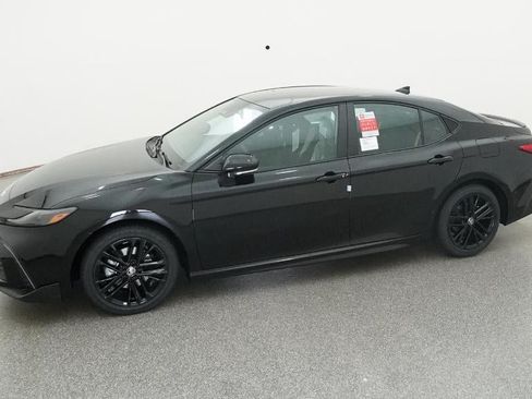 New 2026 Toyota Camry SE FWD image 35