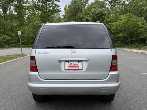 Used 2001 Mercedes-Benz ML 320 4MATIC image 4