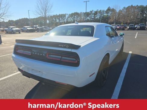 Used 2017 Dodge Challenger SRT Hellcat image 10