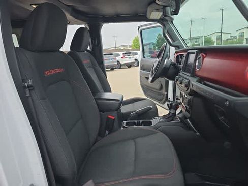 Used 2019 Jeep Wrangler Unlimited Rubicon AWD/4WD image 22