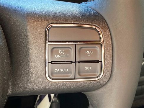 Used 2013 Jeep Wrangler Unlimited Sahara image 19