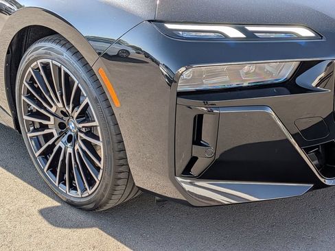 New 2026 BMW 740i w/ Premium Package RWD image 20