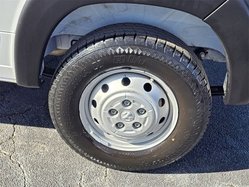 Used 2023 RAM ProMaster 2500 image 8