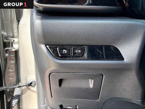 Used 2024 Lexus NX 250 FWD image 33