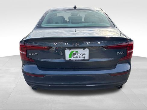 Used 2019 Volvo S60 T6 Momentum w/ Premium Package image 7