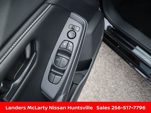 Used 2025 Nissan Sentra S FWD image 21