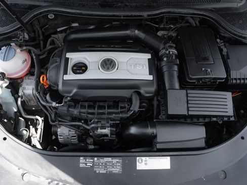 Used 2009 Volkswagen CC Luxury FWD image 29