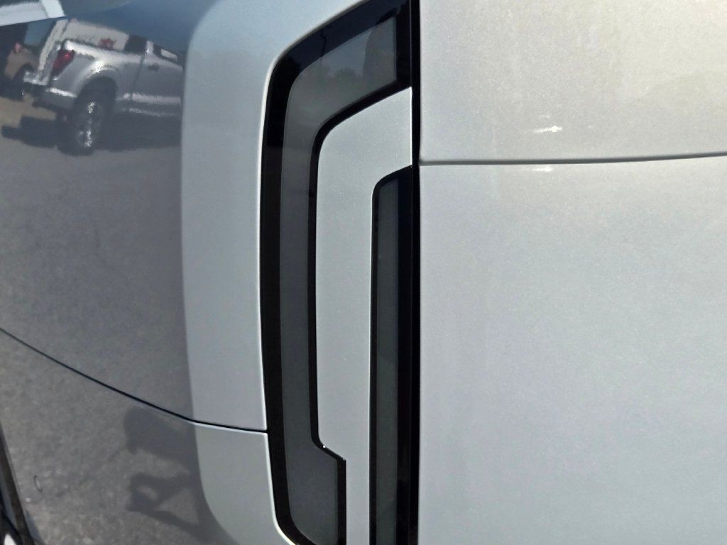 Certified 2027 Kia Telluride SX FWD image 11