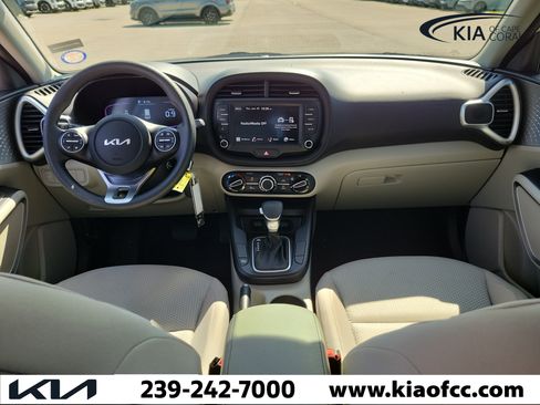 Used 2024 Kia Soul LX FWD image 14