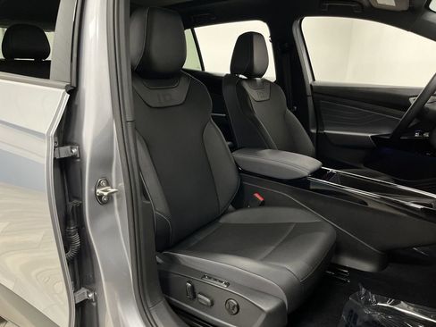 Used 2023 Volkswagen ID.4 Pro S image 31