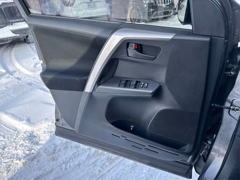 Used 2016 Toyota RAV4 LE image 32