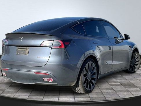 Used 2023 Tesla Model Y Performance image 22