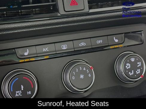 Used 2022 Volkswagen Taos SE image 19