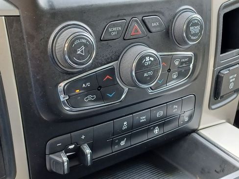 Used 2015 RAM 2500 Big Horn AWD/4WD image 18