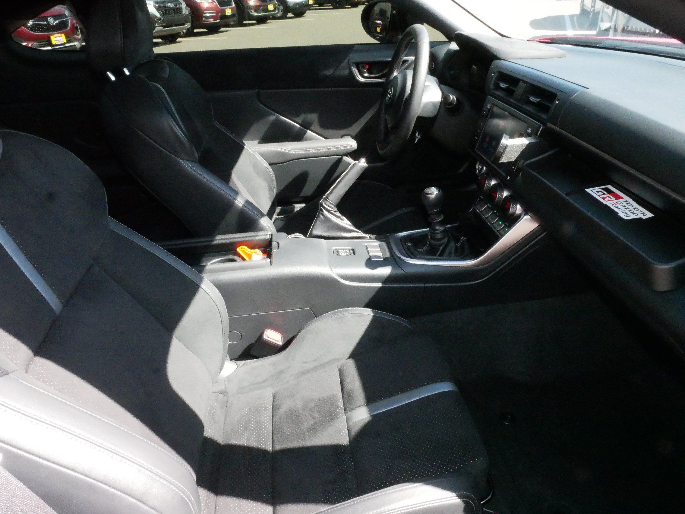 Used 2023 Toyota GR86 Premium w/ ALL Weather Mat Package (TMS) RWD image 11