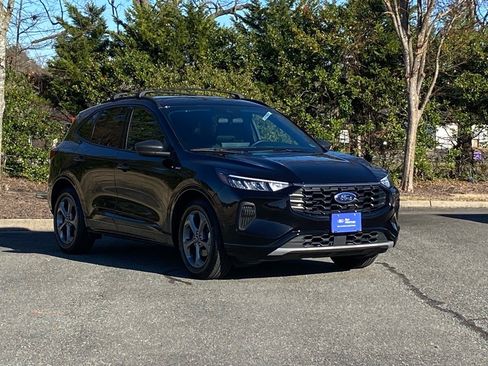 Certified 2023 Ford Escape ST-Line w/ Tech Pack #1 image 2
