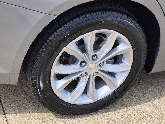 Used 2024 Chevrolet Malibu LT FWD image 7