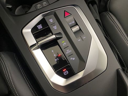 New 2026 BMW 228i xDrive w/ Technology Package image 17