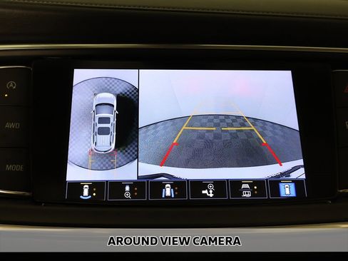 Used 2023 Buick Enclave Avenir w/ Avenir Technology Package image 7