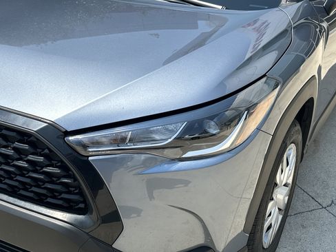 Used 2025 Toyota Corolla Cross L FWD image 11