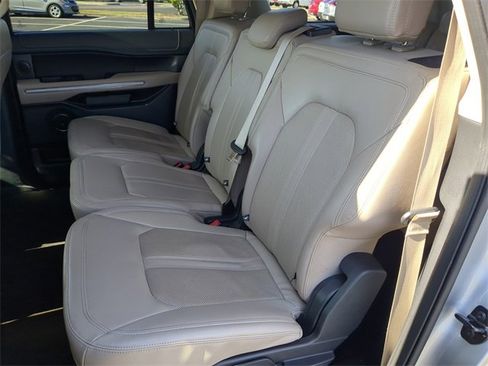 Used 2023 Ford Expedition Max Limited image 20