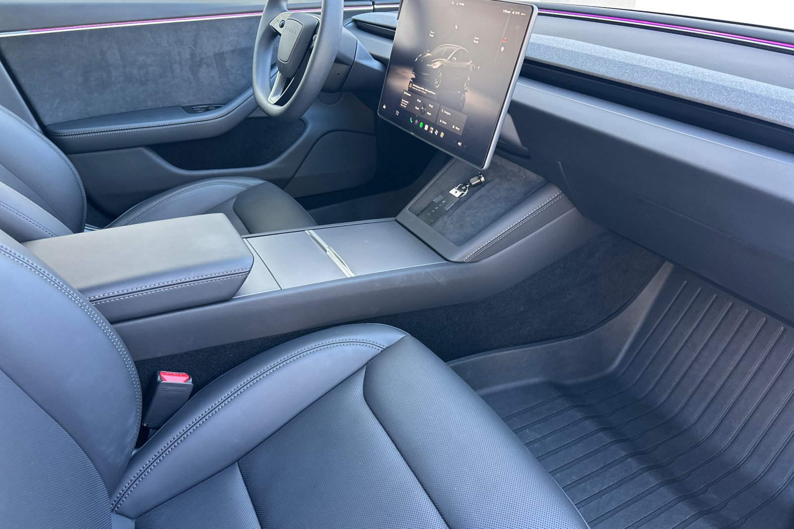Used 2025 Tesla Model 3 Long Range AWD/4WD image 15