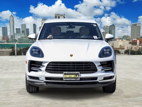 Used 2021 Porsche Macan AWD/4WD image 2