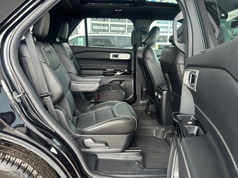 Used 2023 Ford Explorer ST w/ Equipment Group 401A image 18
