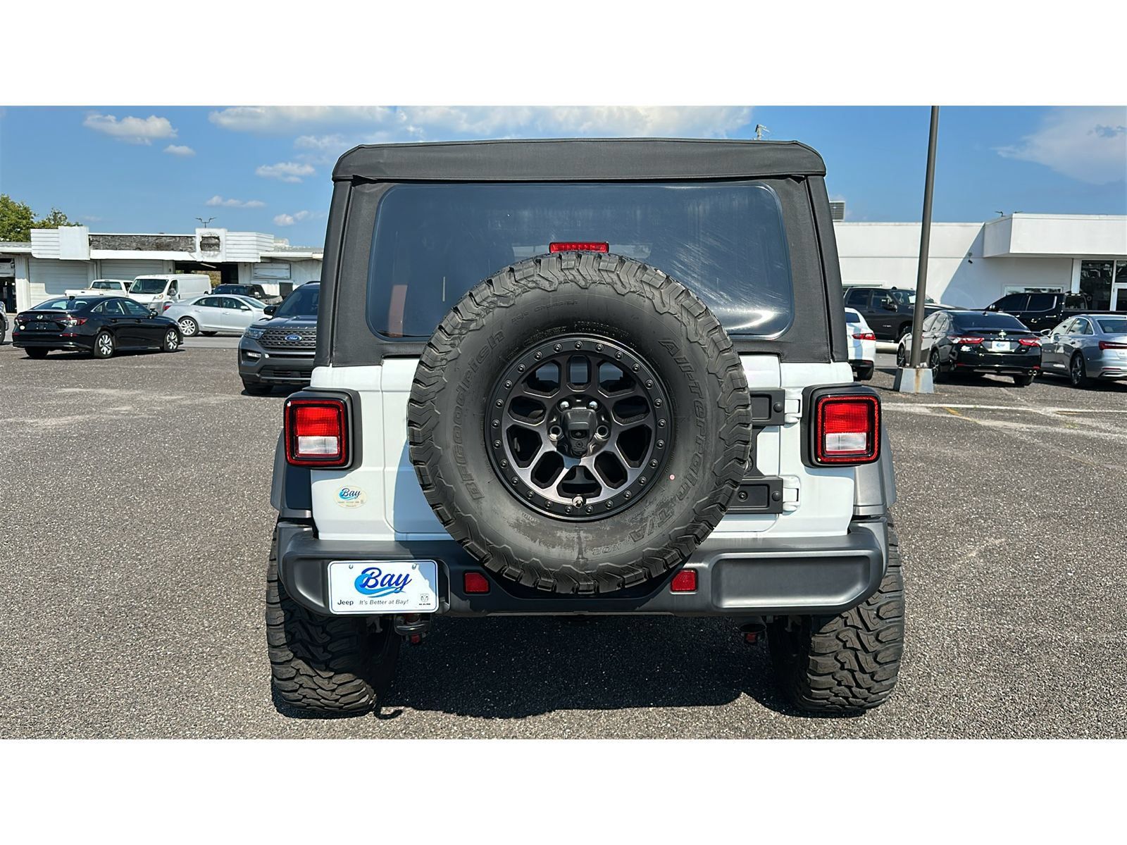 Used 2022 Jeep Wrangler Unlimited Sport AWD/4WD image 5