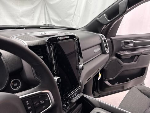 New 2026 RAM 1500 Big Horn AWD/4WD image 24