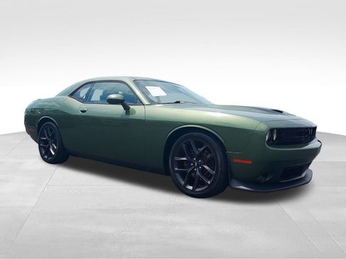 Used 2019 Dodge Challenger GT w/ Plus Package RWD image 7
