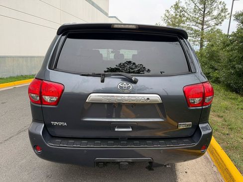 Used 2008 Toyota Sequoia Limited AWD/4WD image 10