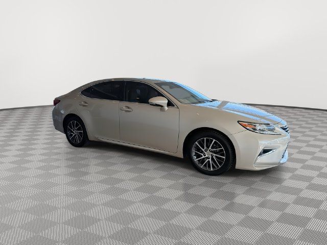 Used 2016 Lexus ES 350 w/ Luxury Package w/Wood Trim FWD image 13